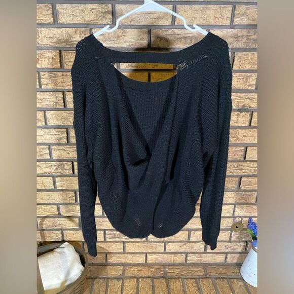 Miracle black sweater - Picture 2 of 6